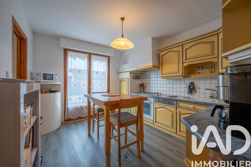 Maison - 94 m² - 6 pièces