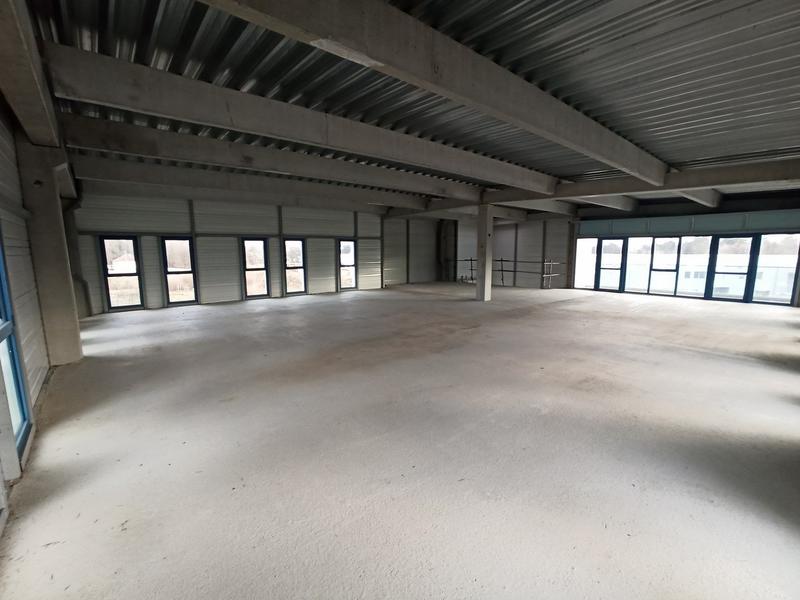 Bureau - 600 m²
