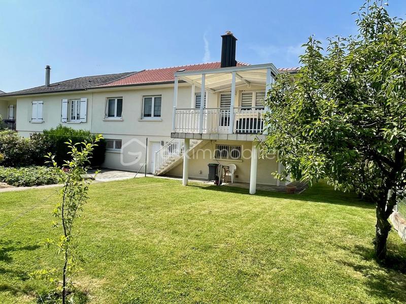 Maison de village - 214 m² - 7 pièces