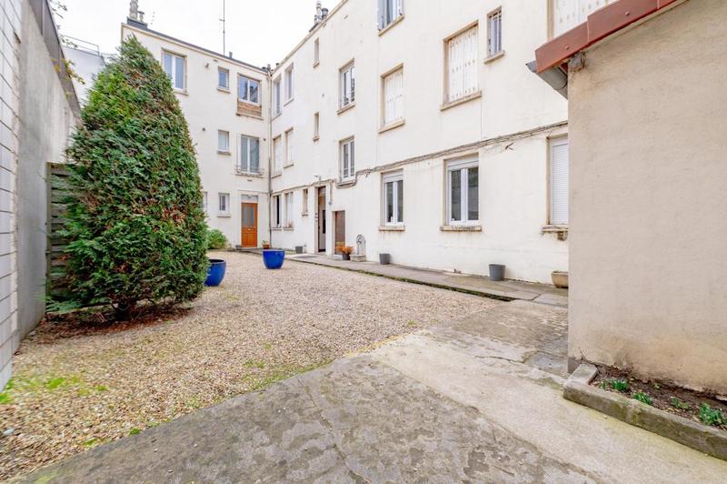 Bureau - 95 m² - 6 pièces