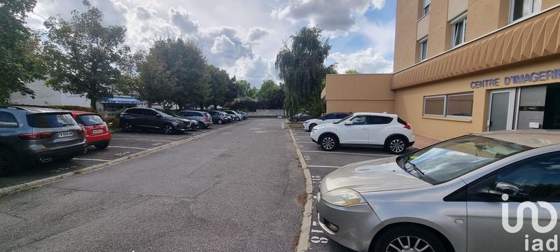 Local commercial - 147 m² - 10 pièces