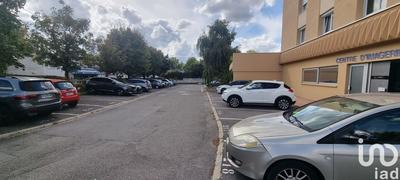 Local commercial - 147 m² - 10 pièces