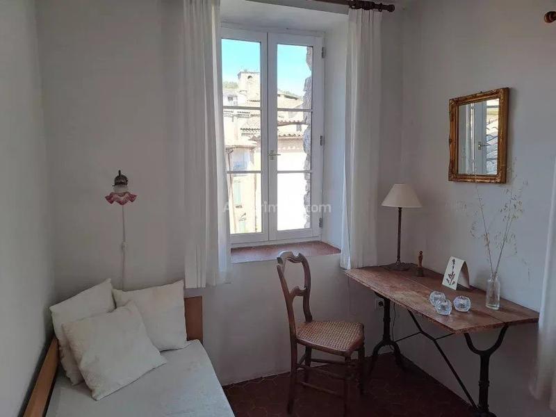 Maison - 122 m² - 7 pièces