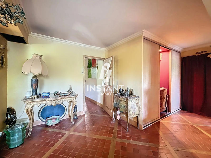 Appartement - 142 m² - 5 pièces