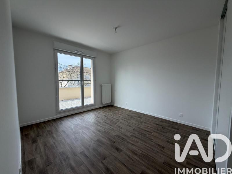 Appartement - 80 m² - 3 pièces