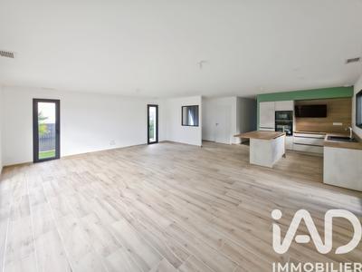 Maison - 115 m² - 5 pièces