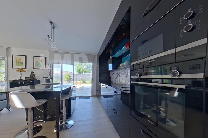 Maison contemporaine - 121 m² - 5 pièces