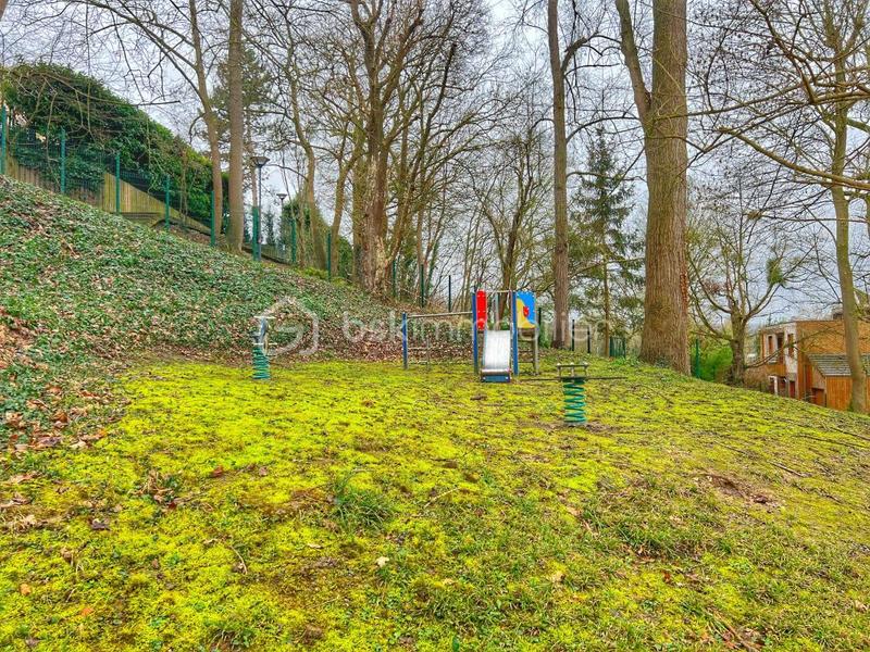 Appartement - 65 m² - 4 pièces