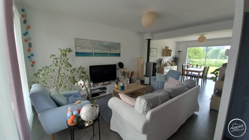 Maison - 95 m² - 4 pièces