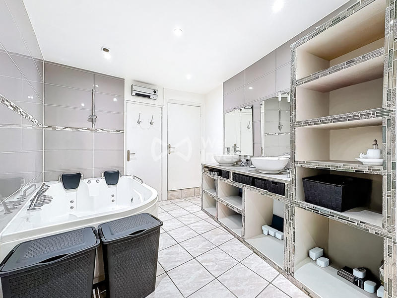 Maison - 107 m² - 4 pièces