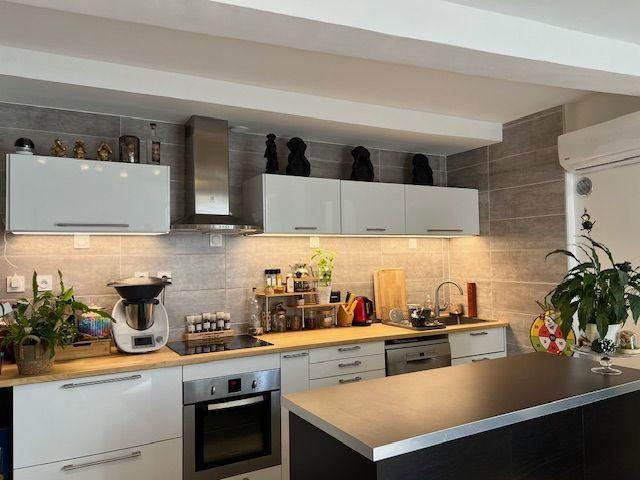 Maison de village - 84 m² - 4 pièces