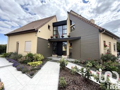 Maison - 355 m² - 10 pièces