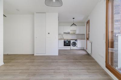 Studio - 25 m² - 1 pièce