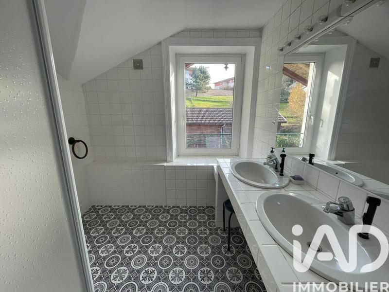 Appartement - 70 m² - 4 pièces