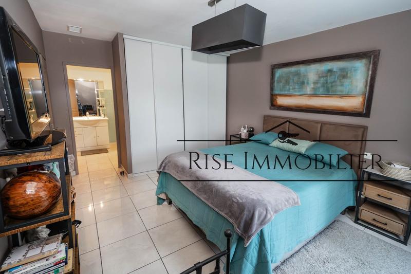 Maison - 121 m² - 5 pièces