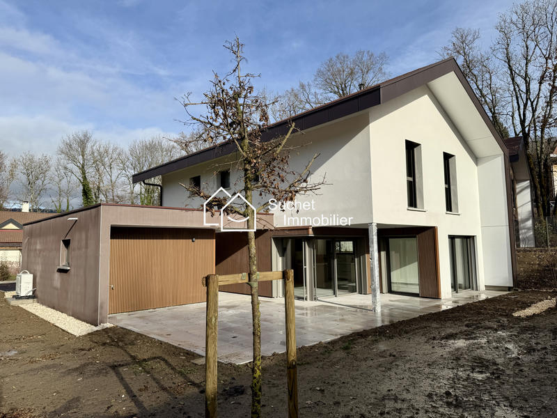 Maison - 145 m² - 6 pièces