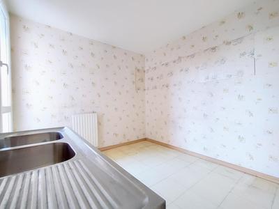 Appartement - 99 m² - 5 pièces