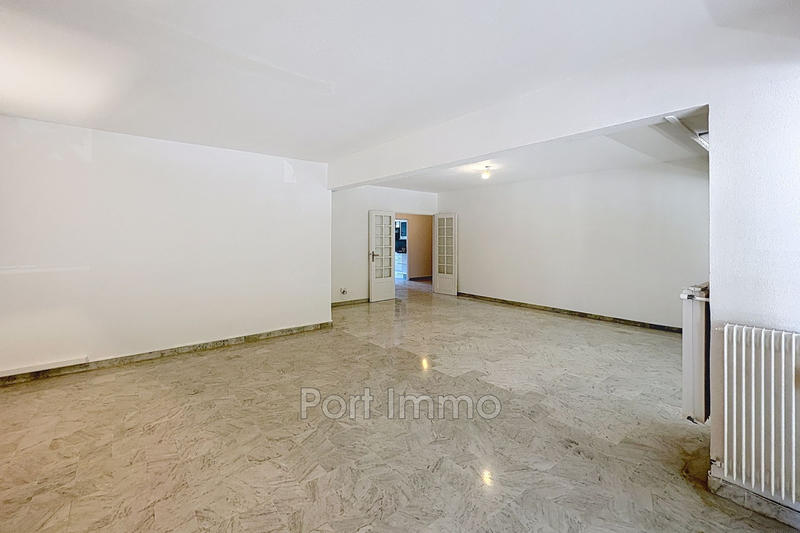 Appartement - 95 m² - 4 pièces