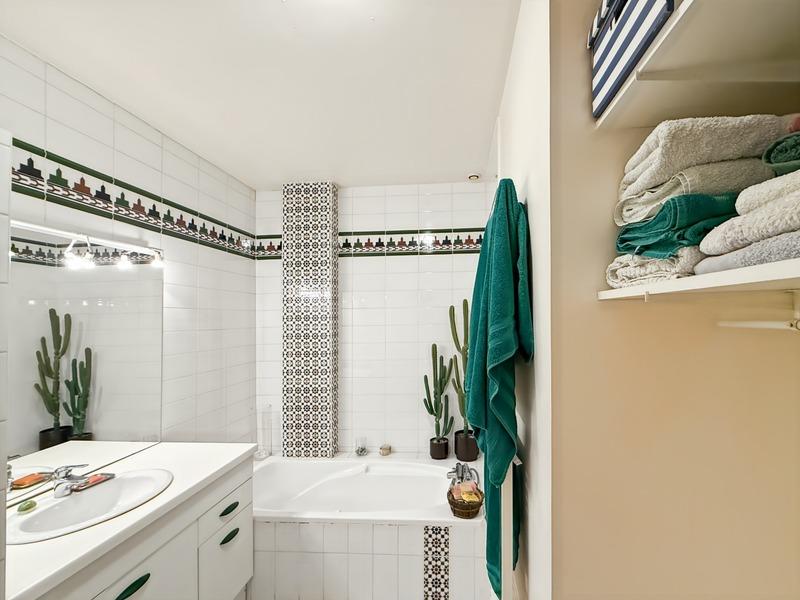 Appartement - 102 m² - 3 pièces