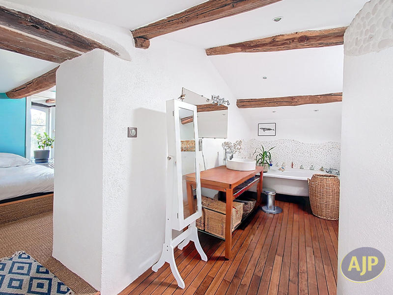 Maison - 114 m² - 5 pièces