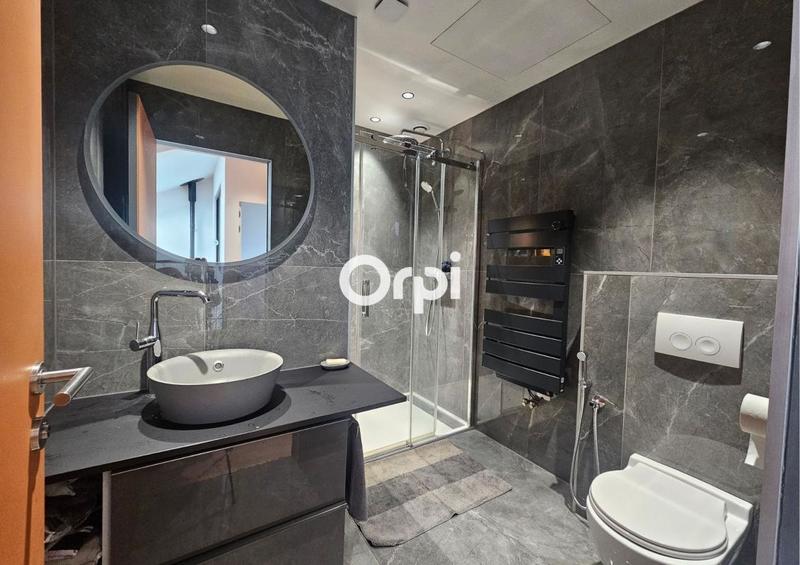 Maison - 195 m² - 5 pièces