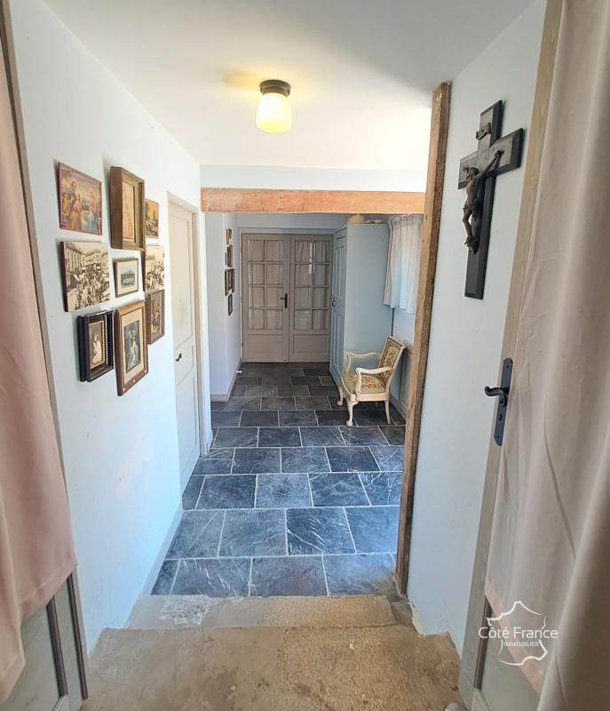 Maison - 230 m² - 9 pièces