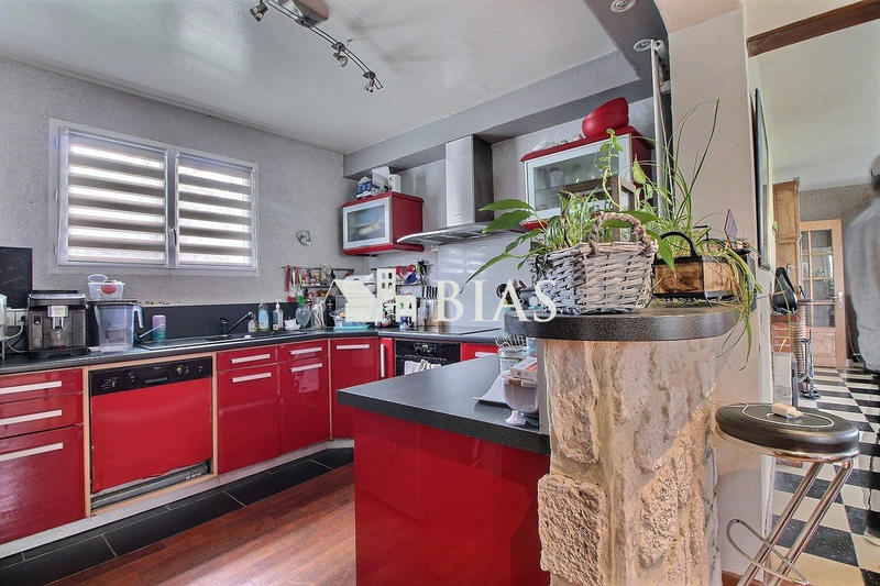 Maison - 151 m² - 6 pièces