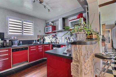 Maison - 151 m² - 6 pièces