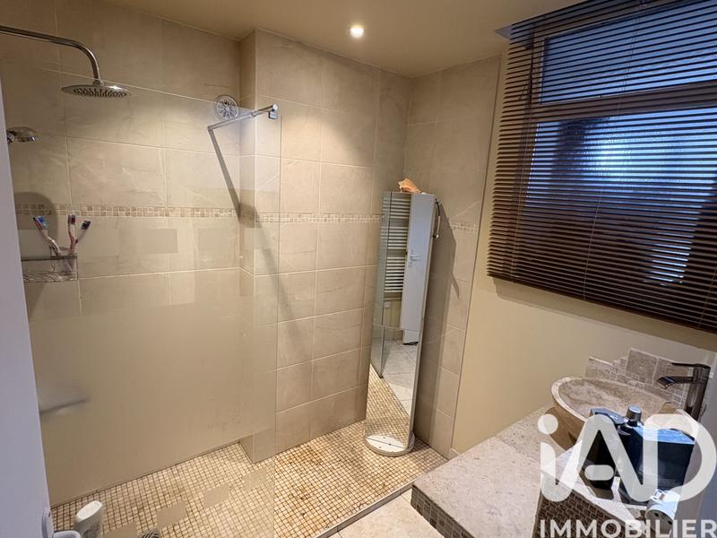 Appartement - 82 m² - 3 pièces