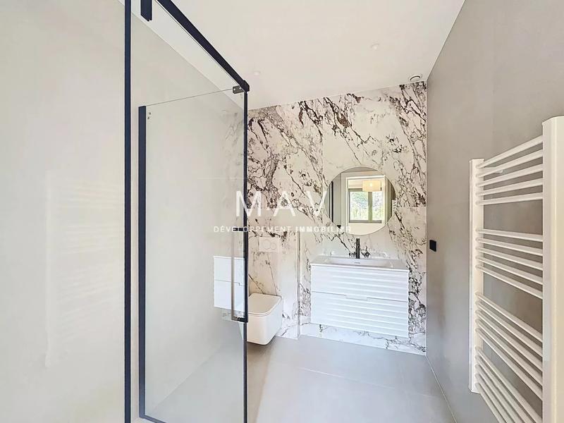 Villa - 190 m² - 6 pièces