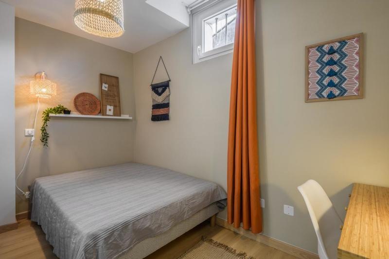 Remise - 73 m² - 5 pièces