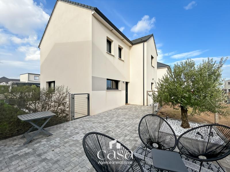 Maison contemporaine - 143 m² - 7 pièces