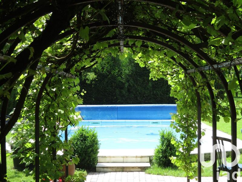 Maison de village - 235 m² - 6 pièces