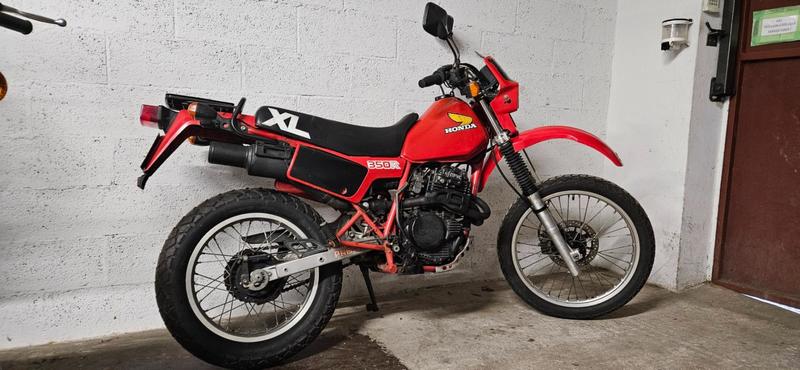 Honda Xlr 350 honda rouge 0350 387