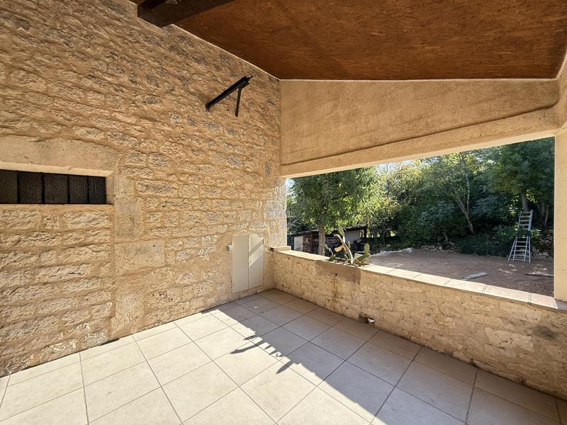 Maison en pierre - 279 m² - 6 pièces