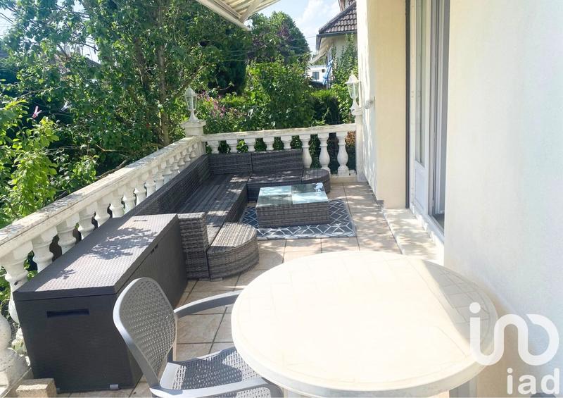 Maison - 107 m² - 6 pièces