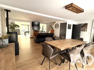 Maison - 191 m² - 7 pièces
