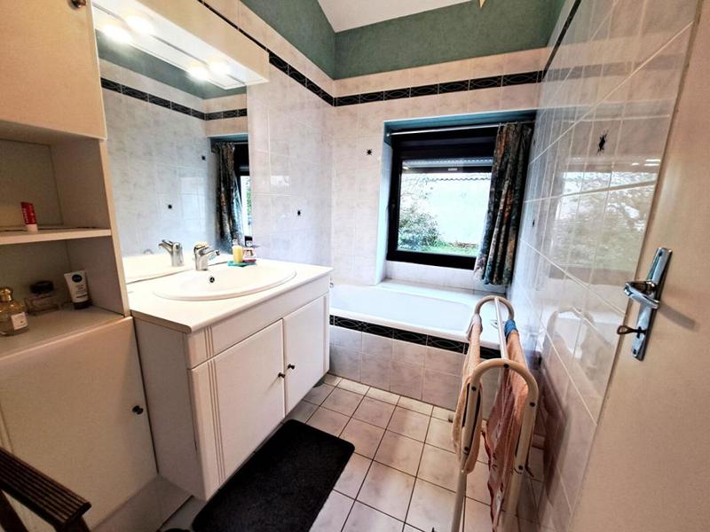 Maison - 150 m² - 7 pièces