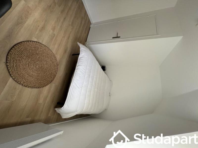 Chambre - 12 m² - 1 pièce