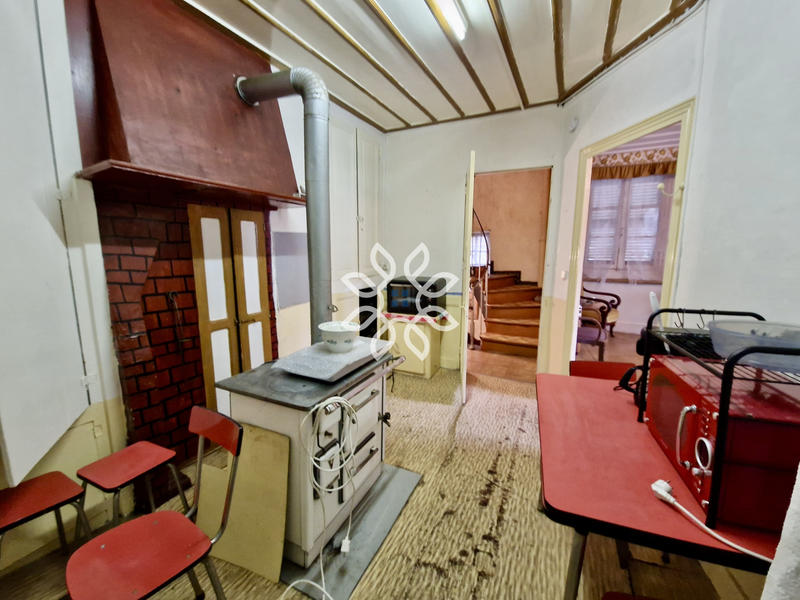 Maison de village - 64 m² - 6 pièces