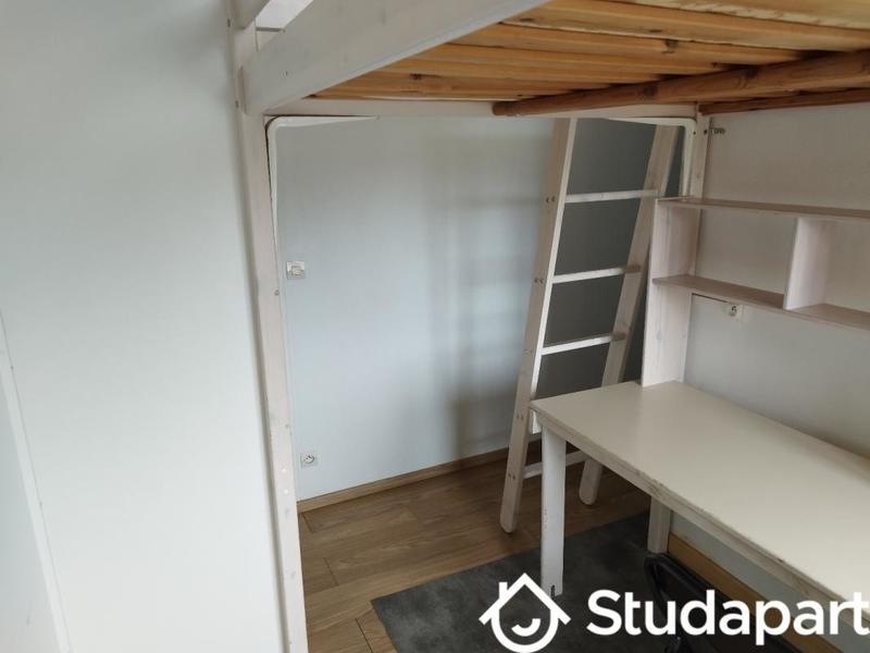 Chambre - 14 m² - 1 pièce