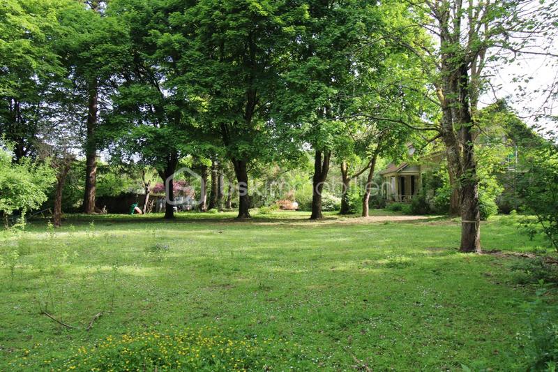 Maison de campagne - 269 m² - 9 pièces