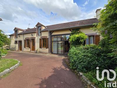 Maison de campagne - 250 m² - 10 pièces