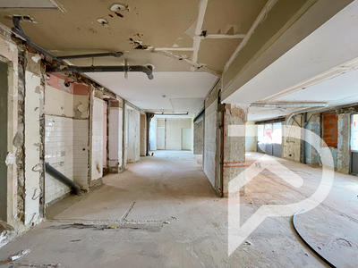 Local commercial - 185 m² - 3 pièces