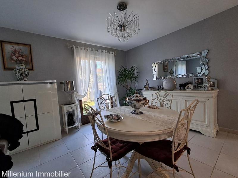 Maison - 93 m² - 4 pièces