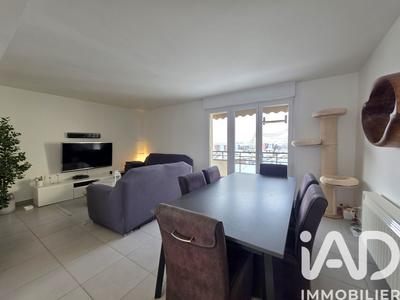 Appartement - 90 m² - 4 pièces