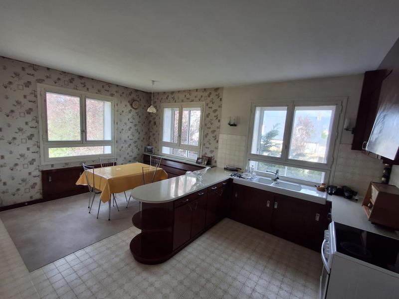 Maison ancienne - 179 m² - 7 pièces