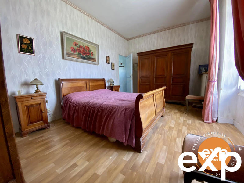 Maison traditionnelle - 114 m² - 6 pièces