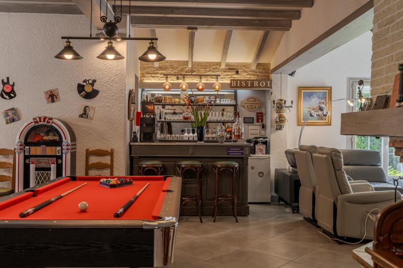 Maison - 185 m² - 5 pièces