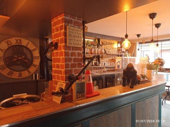 Local commercial - 110 m²